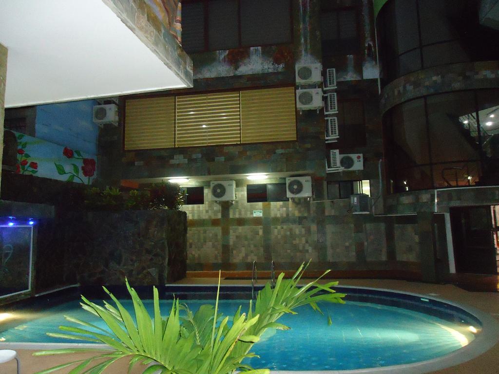 Hotel Joya De La Selva Тена Экстерьер фото